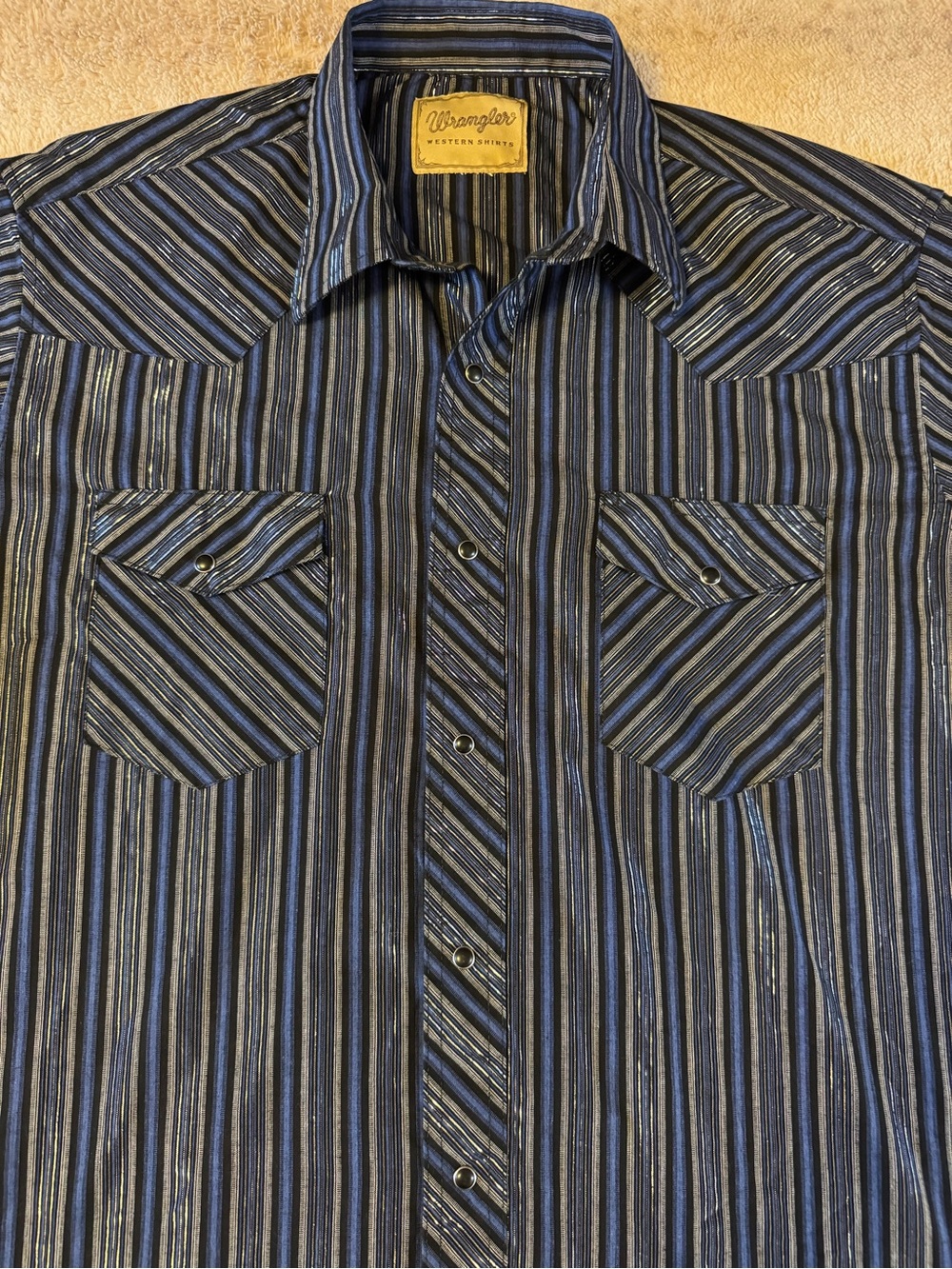 Wrangler Men’s Black,Blue, and silver Striped Western Button-Down Shirt
